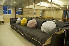 Whole Sunshine International Hotel