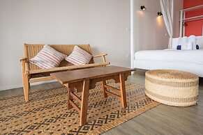 Baan Jai Dee Beach Front Hotel