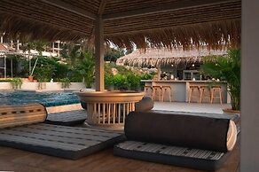 Baan Jai Dee Beach Front Hotel