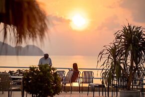 Baan Jai Dee Beach Front Hotel