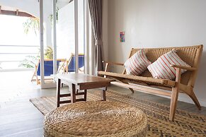 Baan Jai Dee Beach Front Hotel