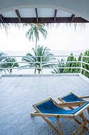 Baan Jai Dee Beach Front Hotel