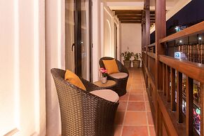 Hotel Roadhouse, Kathmandu - contemporary boutique hotel