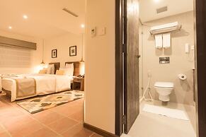Hotel Roadhouse, Kathmandu - contemporary boutique hotel