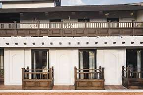 Hotel Roadhouse, Kathmandu - contemporary boutique hotel