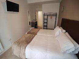 Hostal Puente de Hierro