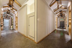 Manli Hotel (Shanghai Pudong Airport Branch)