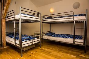 Hostel One Miru