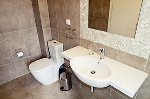 Notos Luxury Studios