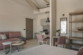 Notos Luxury Studios