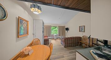 Evergreen Valley Inn by Coolvacay