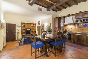 Florence Ariento Romantic Apartment