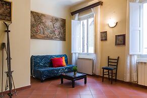 Florence Ariento Romantic Apartment