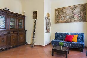 Florence Ariento Romantic Apartment