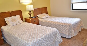 Sea Cloisters 302b 2 Bedroom Condo by RedAwning