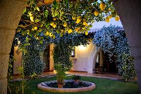 Villa Kete Deluxe Rooms