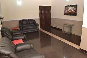 Aquatic Suites & Lounge