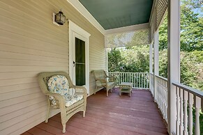 Mira Monte Inn & Suites