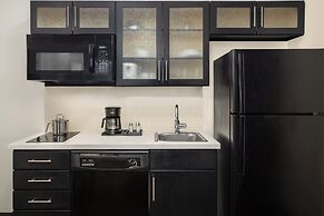 Candlewood Suites Chester - Philadelphia International Airport by IHG