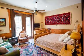 BarDew Valley Inn