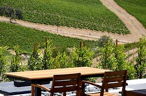 Sirena Vineyard Resort