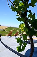 Sirena Vineyard Resort