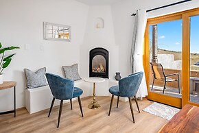 Sirena Vineyard Resort