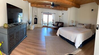 Sirena Vineyard Resort