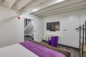 Studio 154 Luxury Hotel