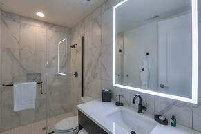 Studio 154 Luxury Hotel