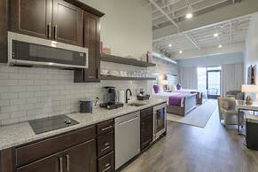 Studio 154 Luxury Hotel