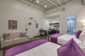 Studio 154 Luxury Hotel