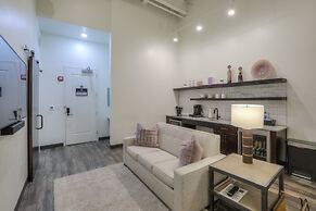 Studio 154 Luxury Hotel