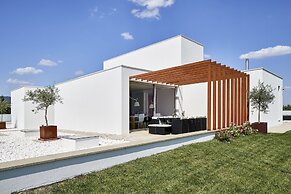 Oliveira House