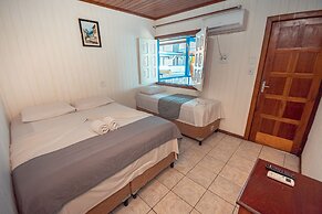 Amendoeira Praia Hotel