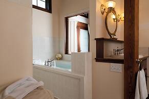 Stonecroft Inn