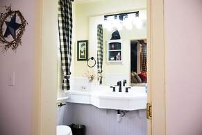 Stonecroft Inn