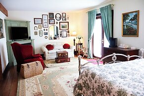 Stonecroft Inn