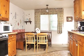 Piety Hill Cottages