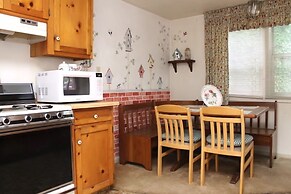 Piety Hill Cottages