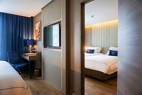 GLOW Sukhumvit 5 by Centropolis