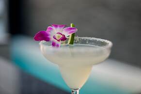 GLOW Sukhumvit 5 by Centropolis