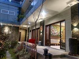 Villa Jaran Jingkrak - Hostel