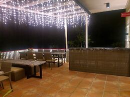 Villa Jaran Jingkrak - Hostel