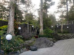 Villa Jaran Jingkrak - Hostel