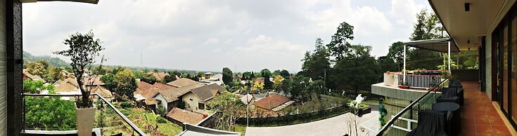 Villa Jaran Jingkrak - Hostel