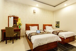 Long Bao Chau Hotel