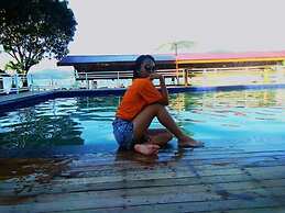 Pangulatan Beach Resort - Dormitory