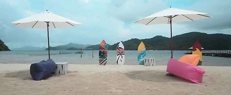 Pangulatan Beach Resort - Dormitory