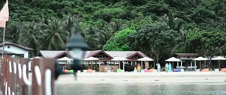 Pangulatan Beach Resort - Dormitory